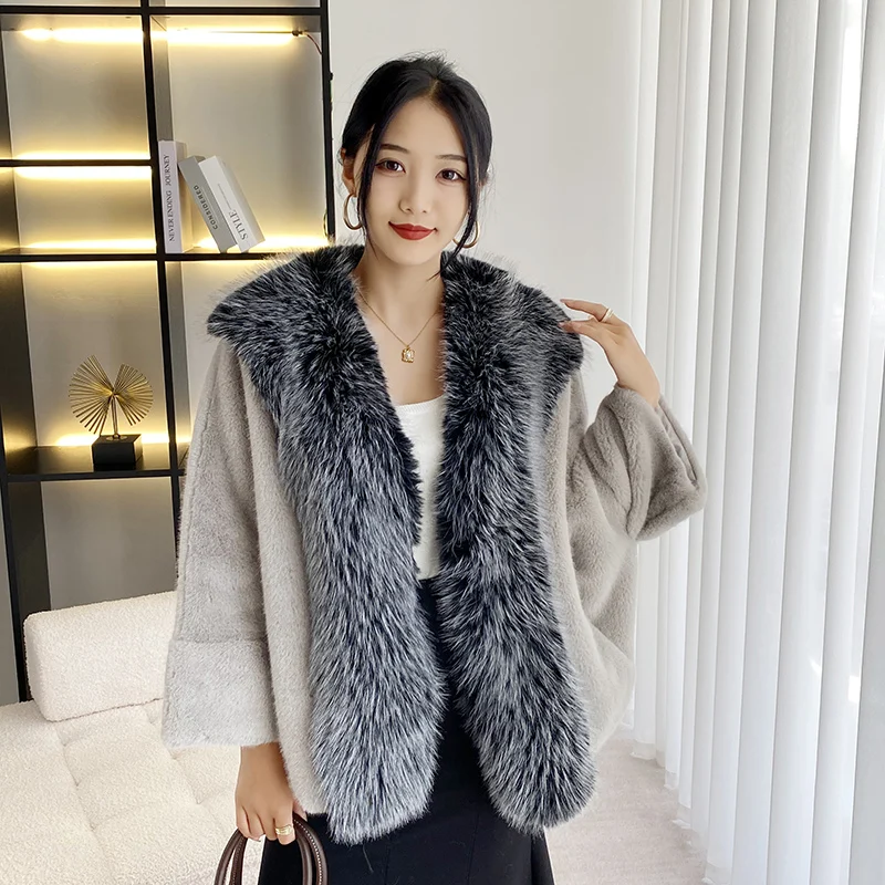 Autumn and Winter New Baggy Bat-Sleeved Fur Fur Collar Coat Women\'s Mid-Length Loose Fashion Fur Coat Top