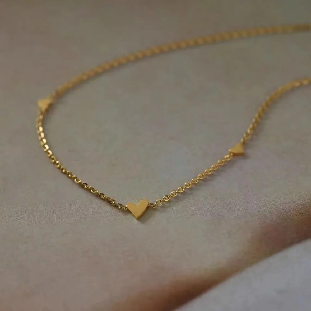 New Exquisite Simple Heart Pendant Necklace for Women Charm Gold Color Stainless Steel Collar Bone Chain Korea Jewelry Accessory