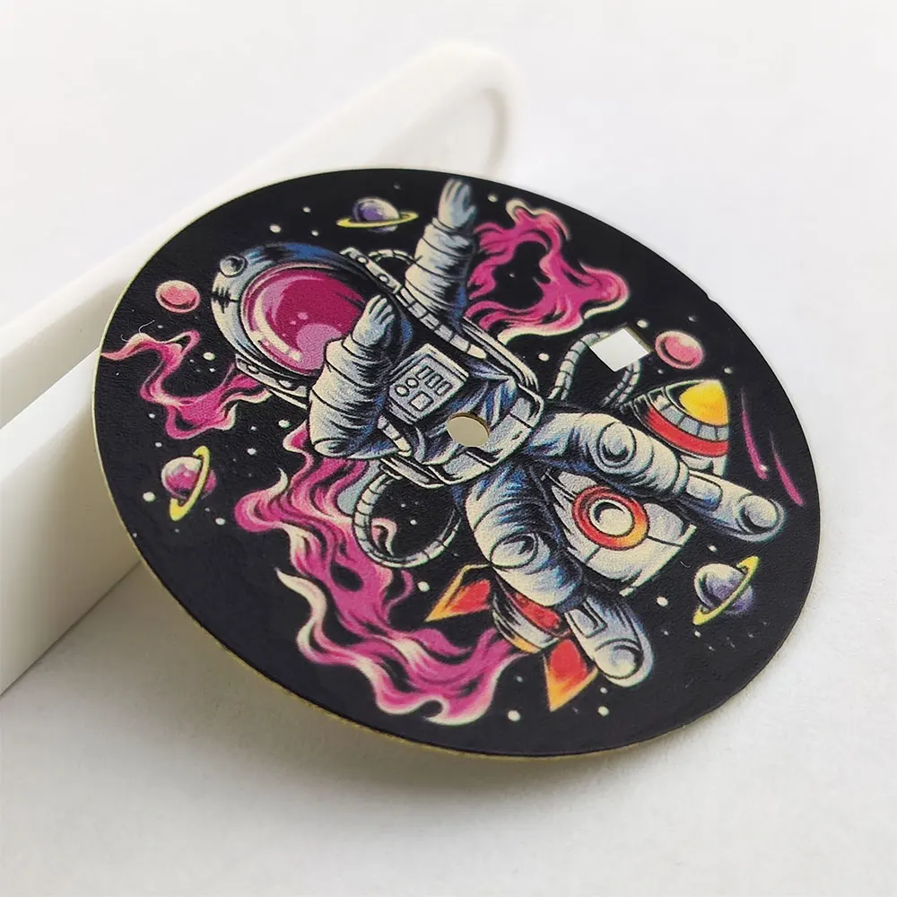 عنصر رائد الفضاء 35 ملم قرص NH35 قرص سلسلة مطبوع بالألوان الإبداعية مناسب لملحقات ساعة الحركة NH35/36