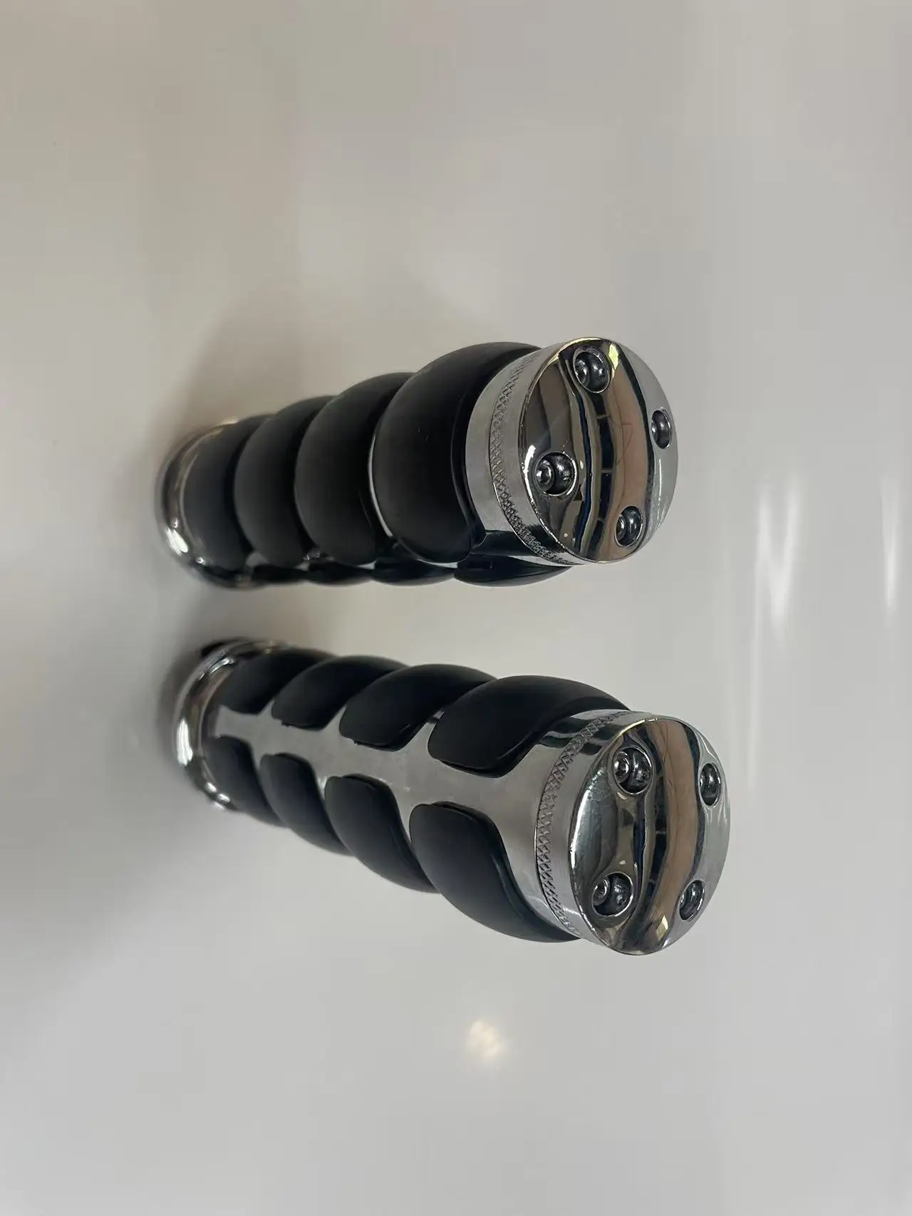 

Motorcycle Grips 1" 7/8'' 4Ring Air Cushioned Hand Throttle for Harley Honda Kawasaki Suzuki Yamaha Bikes Cruiser Accessories