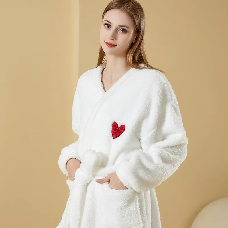 Winter Women\'s Fleece Bathrobe Long Sleeve Warm Solid Ladies Dressing Gown V Neck Flannel Love Pirnt Pockets Kimono for Female