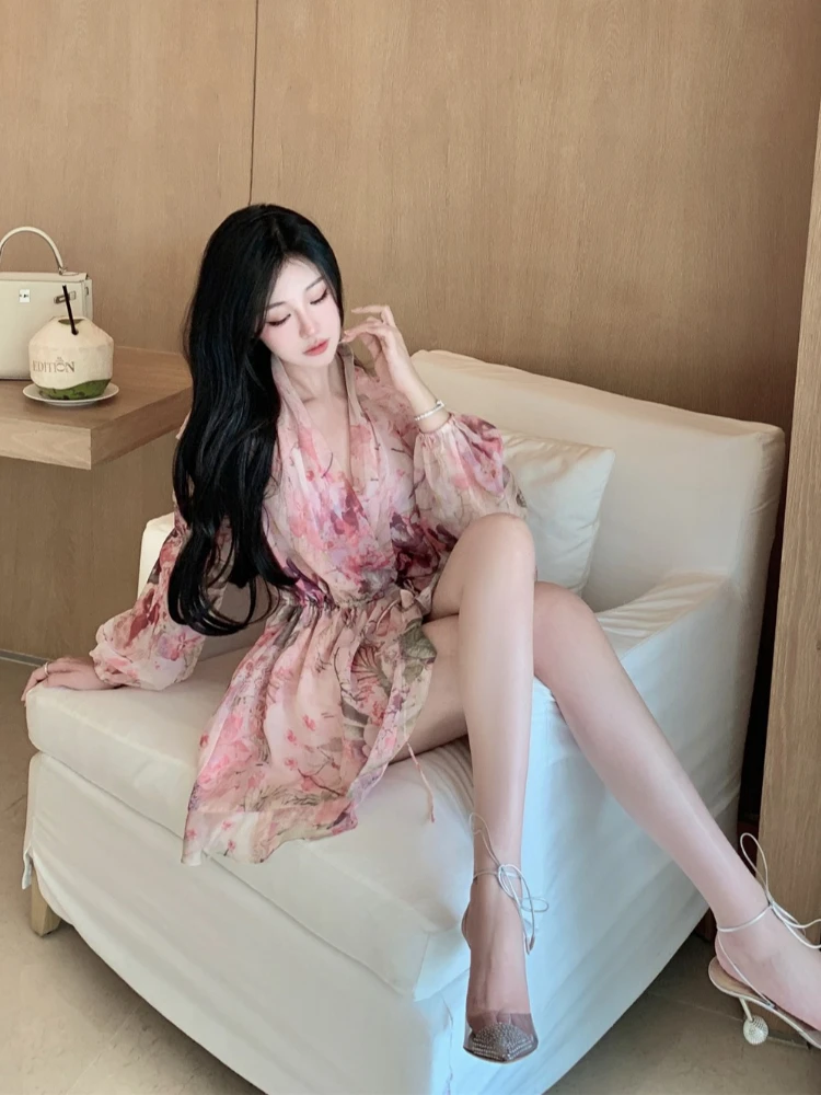 2024 Summer French Vintage Mini Dress Chiffon Women Elegant Design Floral Print Dress Korean Casual Beach Evening Party Clothing