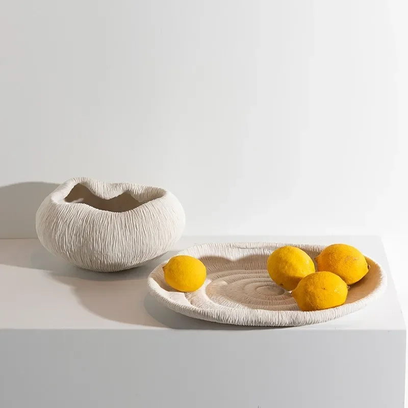 

Coral Textured Resin Tray, Matte Gold Wire Irregular Fruit Tray, Living Room Storage Container, Aromatherapy Tray Decoration