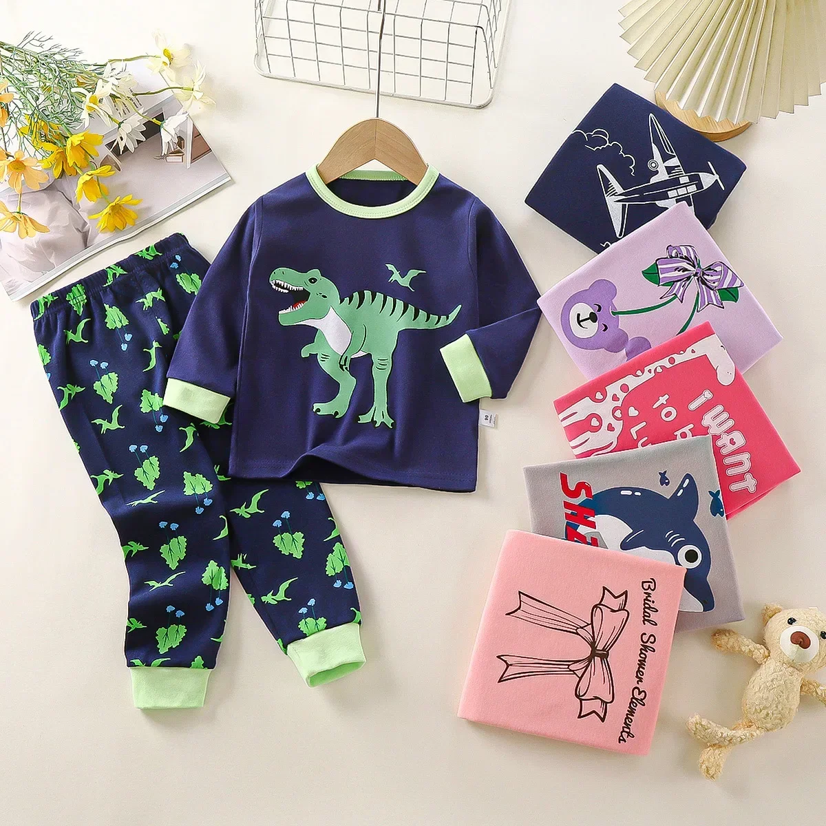 

New 2024 Kids Boys Girls Warm Pajamas Cute Cartoon Long Sleeve T-Shirt Tops + Pants Toddler Baby Autumn Underwear Clothing Sets
