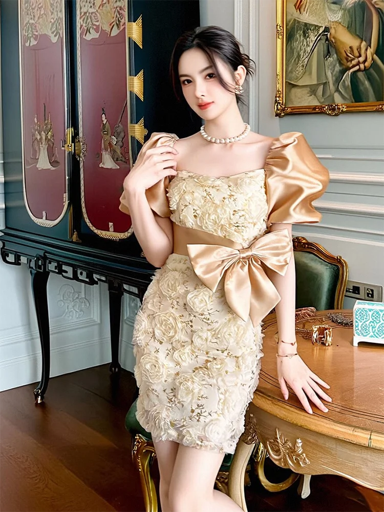 Francuska Sukienka na Imprezę dla Socjety z Luksusowym Temperamentem, Kwadratowy Dekolt, Bufiaste Rękawy, Kwiaty 3D, Kokarda, Wysoki Stan, Podkreślająca Biodra, Krótka Sukienka Damska