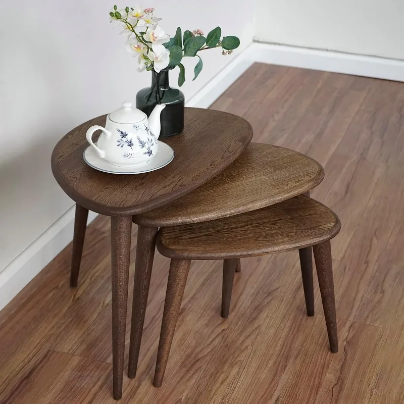 Ensemble de 3 tables gigognes en chêne massif, tables en galets du milieu du siècle, pieds coniques, meubles de maison en bois de style rétro