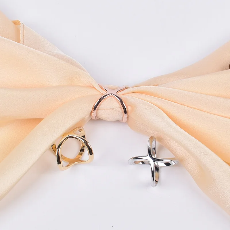 3pcs Creative Mi Wangxing Gold-plated Scarf Buckle Multi-purpose Cross Hollow Glossy Scarf Square Shawl Decorative Buckle image 4