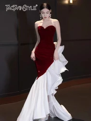 TWOTWINSTYLE Hit Color Slimming Temperament Dresses for Women Strapless Sleeveless Patchwork Ruffles Fold Dress Female Clothing