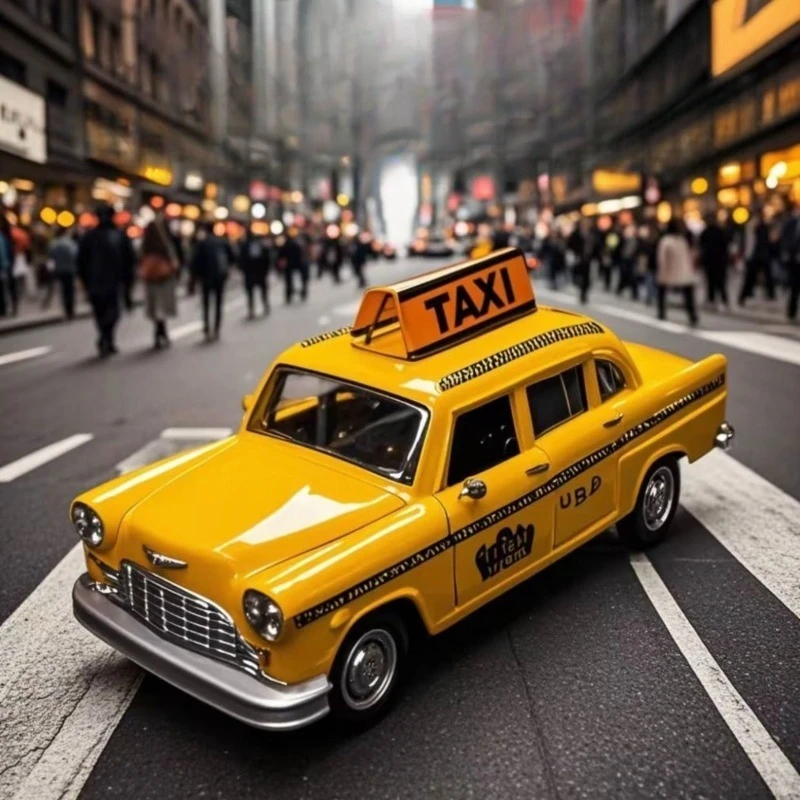 In stock /1:36 alloy taxi simulation car, brand new clearance simulation model, collectible ornament/children's toy