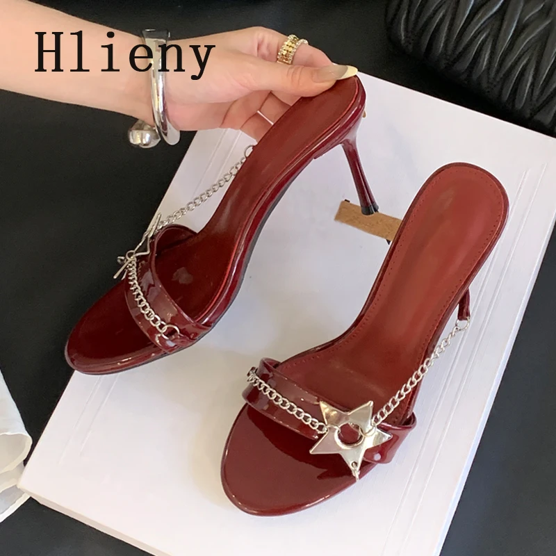 

Hlieny/летние модные тапочки с круглым носком и металлической цепочкой, женские босоножки на тонком высоком каблуке, шлепанцы, женские вечерние свадебные модельные туфли