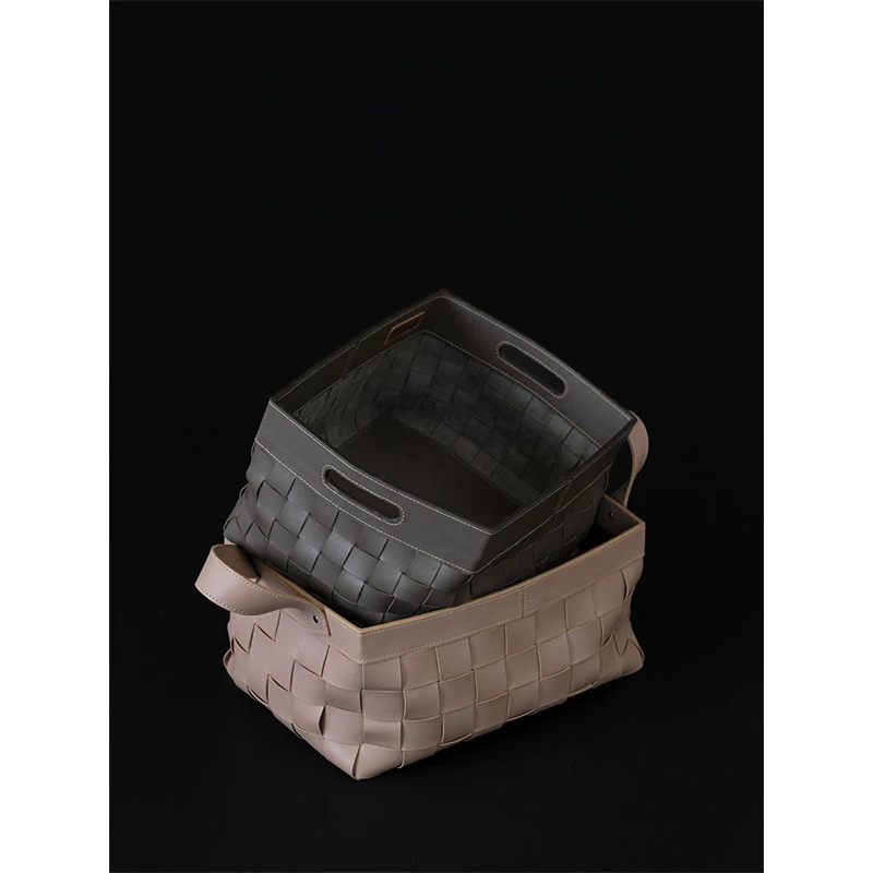 

Classic woven storage , saddle leather, elephant gray ebony powder, high aesthetic value dirty clothes basket