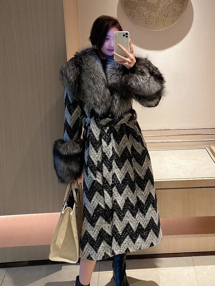 2023 Winter Women Wool Blends Long Coat Cuffs Thick Warm Jacket Real Sliver Fox Fur Collar Tweed Plaid New Luxury Female Coat