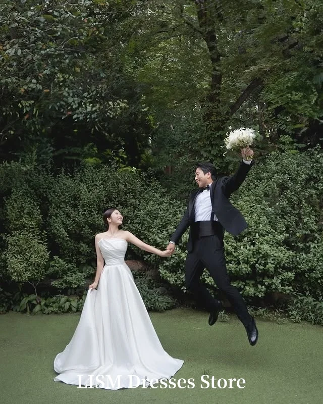 LISM Semplice senza spalline A-Line Corea Abiti da sposa Lunghezza pavimento Abiti da sposa Raso di seta Servizio fotografico personalizzato Dende