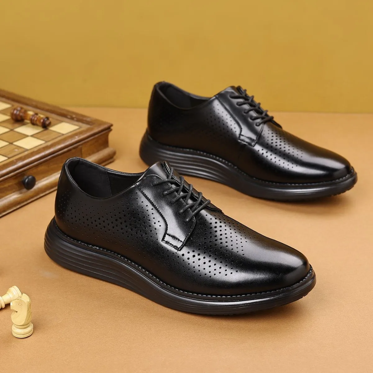 

Men's Summer Sports Leather Shoes Hollowed out Design with EVA Soles for Comfort And Breathability Business Dress Shoes