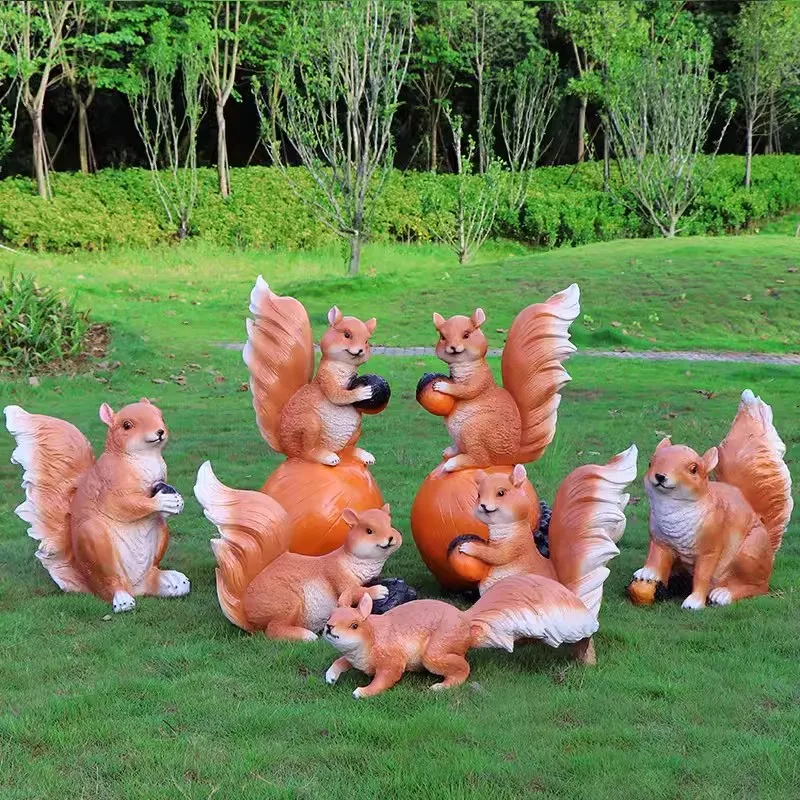 Garden park landscape sculpture glass steel squirrel garden simple floor landscape creative animal decoration