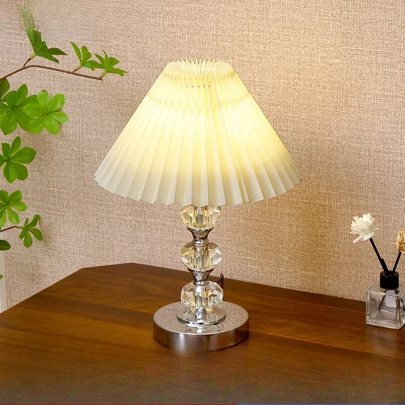 

Creative Crystal Vintage Table Lamp Modern Minimalist Living Room Bedroom Bedside Ambient Light USB Plug-in Night Light Led