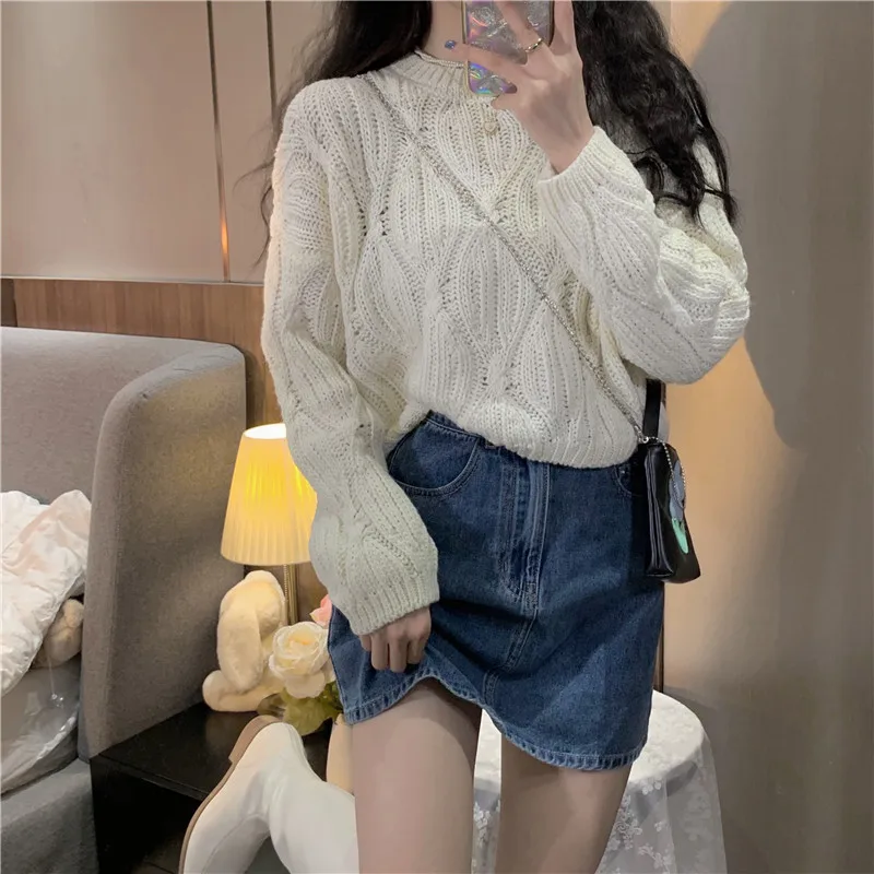 Women Pullover Soft Cable Knit Crop Sweater Long Sleeve Crew Neck Box-fit Plain Jumper Teen-girl Fall Winter Basic Outfit