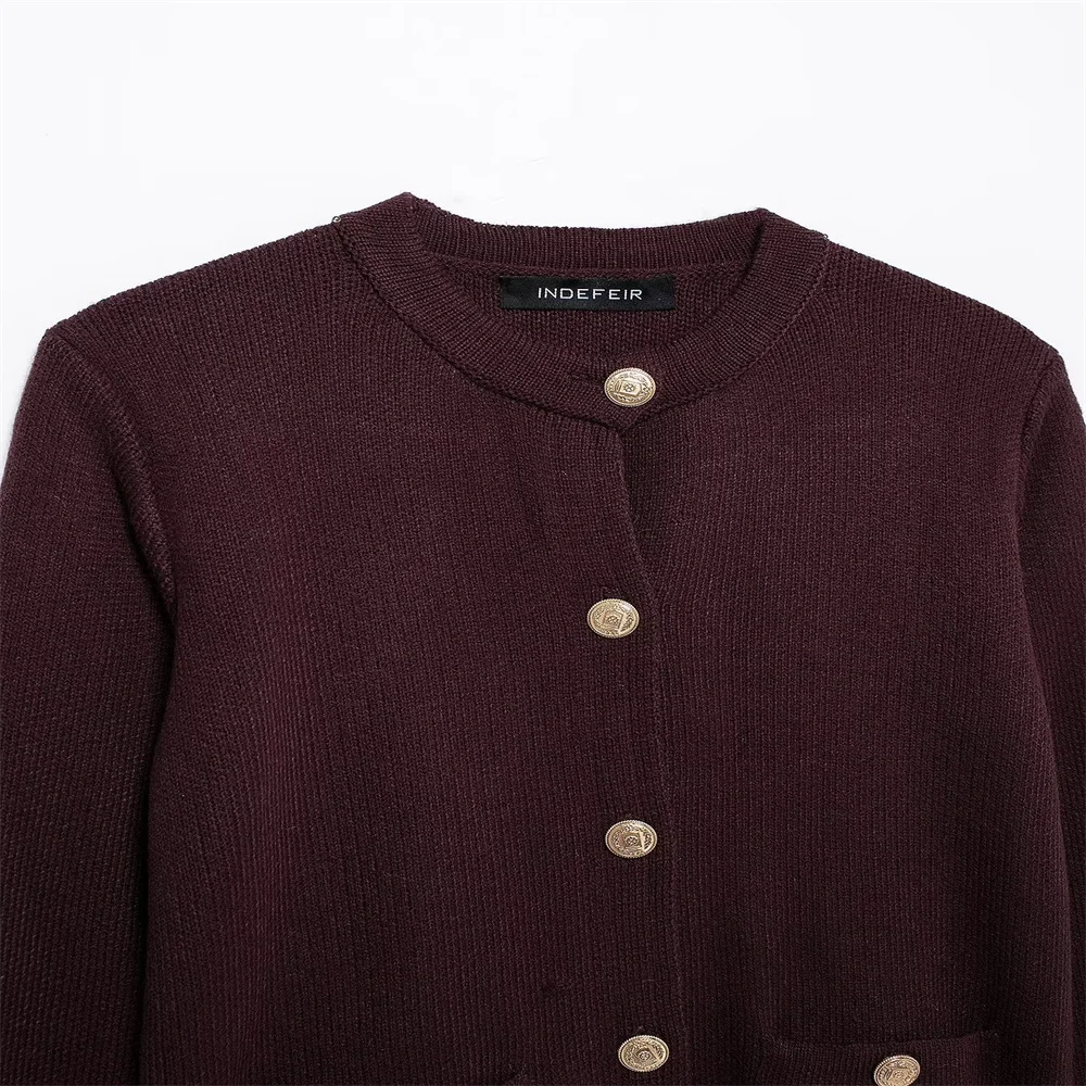 Manteau tricoté pour femmes, boucle dorée, mode polyvalente, nouvelle collection automne