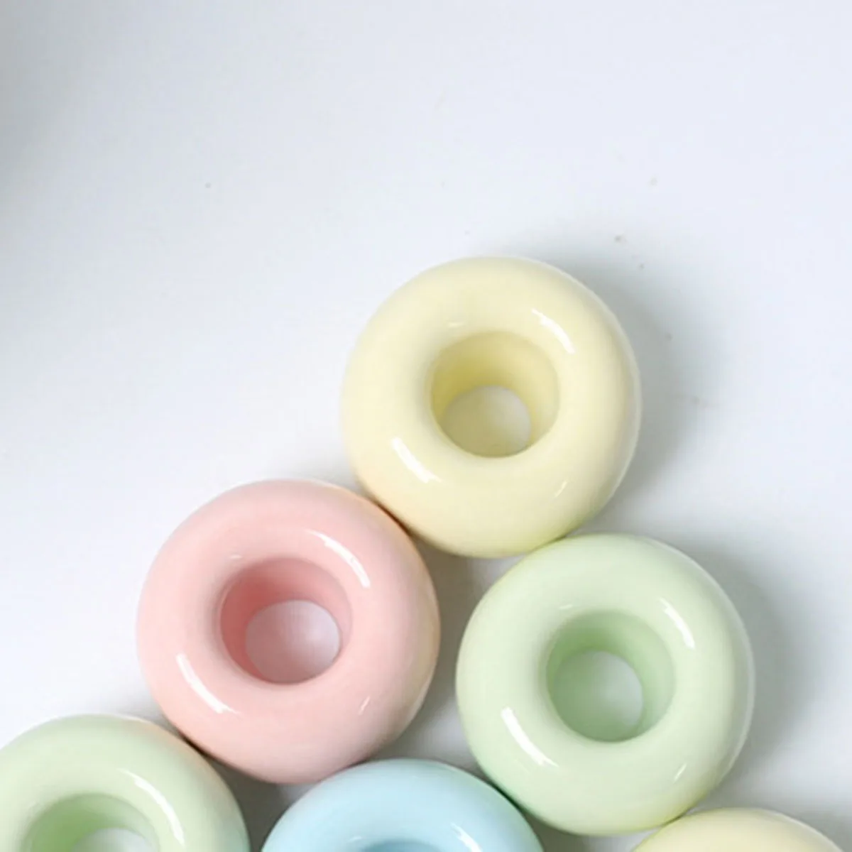 

2Pcs Ceramic Toothbrush Holder Stand Minimalist Style Easy Clean Small Space Saving Pen Holder for Bathroom Vanity Black