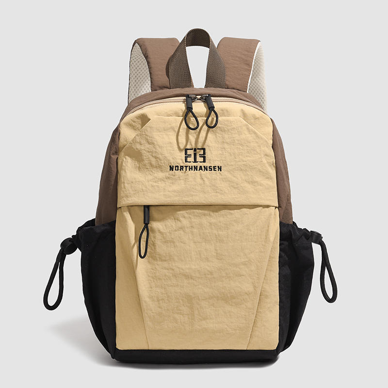 Large-capacity schoolbag for junior and senior high school girls. An INS-style Japanese-inspired double-shoulder bag, trendy, si