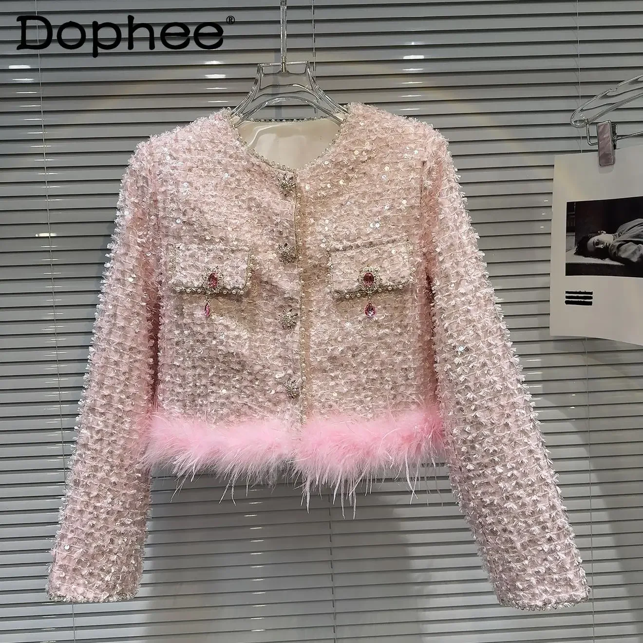 

Feather Splicing Pink Short Jacket Women 2024 Autumn and Winter New Heavy Industry Beaded Tweed Celebrity Padded Short Coat