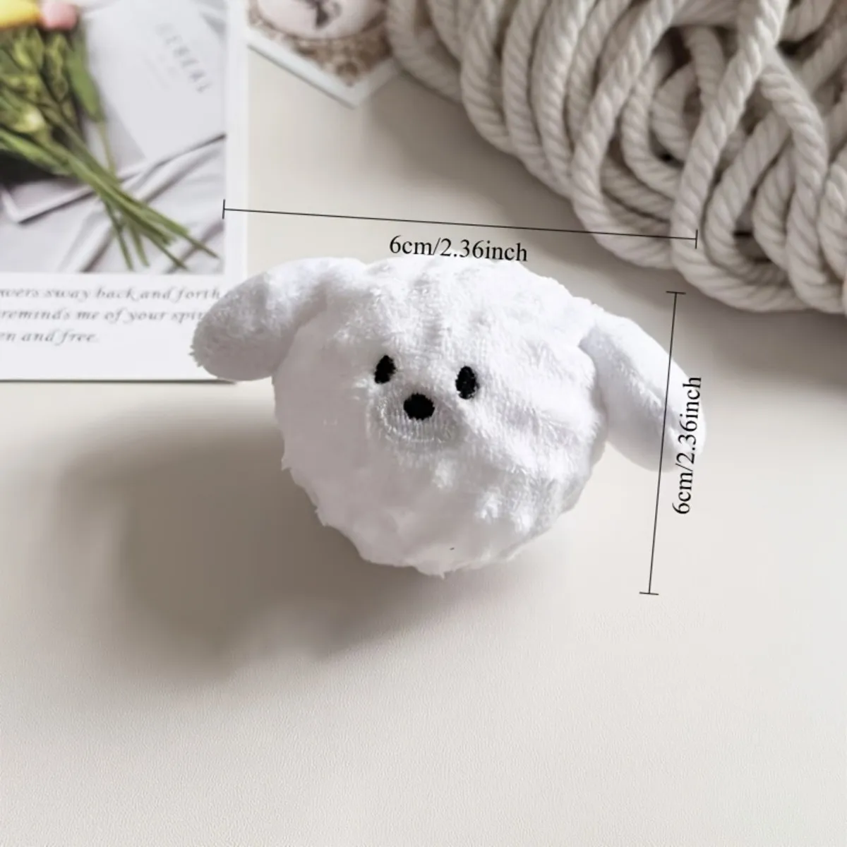 Balle jouet pour chien avec son de couinement et de rebond, balle interactive en peluche douce à ramasser et à mâcher, balle de jeu pour animaux de compagnie