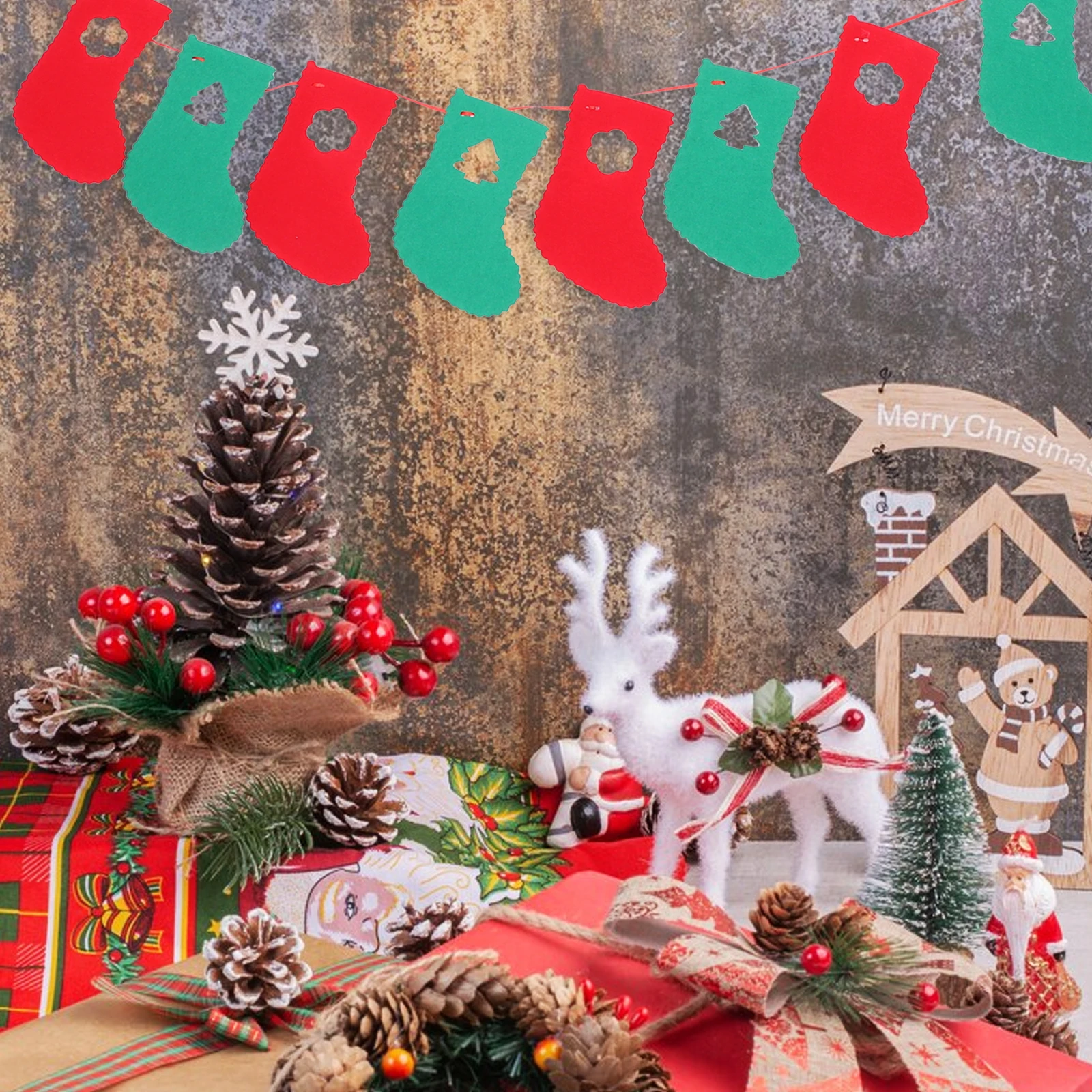 

2.5 Meters Christmas Bunting Garland Santa Stocking Decor Hollow Snowflake Design Wall Door Hanging Party Decoration Holiday