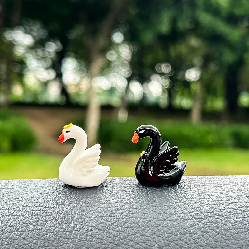 Cute Car Accessories Black and White Swan Micro Auto Decoration Creative Automotive Central Control Decoration Interior