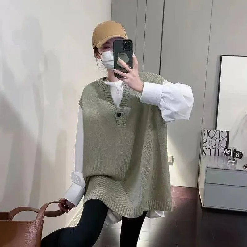 سترات متماسكة مقاس كبير للنساء في العرض ملابس عصرية دافئة 2025 صدرية فاخرة كلاسيكية بدون أكمام سترات نسائية متينة