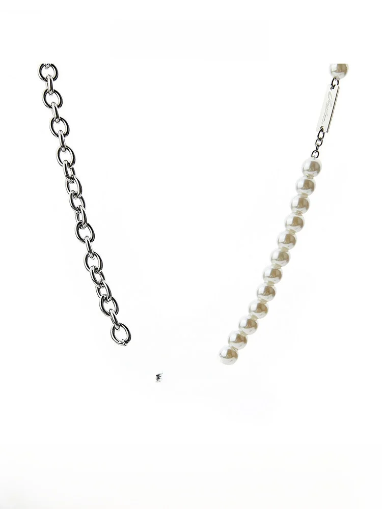 guukahero-pearl-patchwork-necklace-luxury-minimalist-high-end-feel-hip-hop-chill-vibe-heartbeat-chain-jewelry-accessory