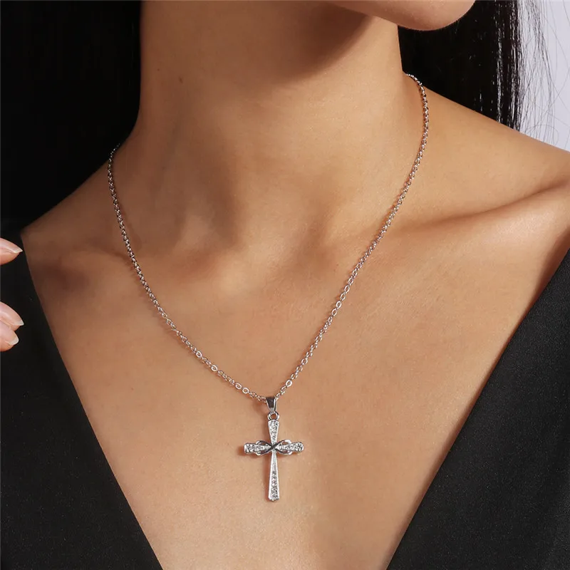 Mode Kreuz Halskette für Frauen Männer Gold Silber Farbe Dazzling Kristall Jesus Kruzifix Halskette Christian Schmuck Großhandel – Detail 13