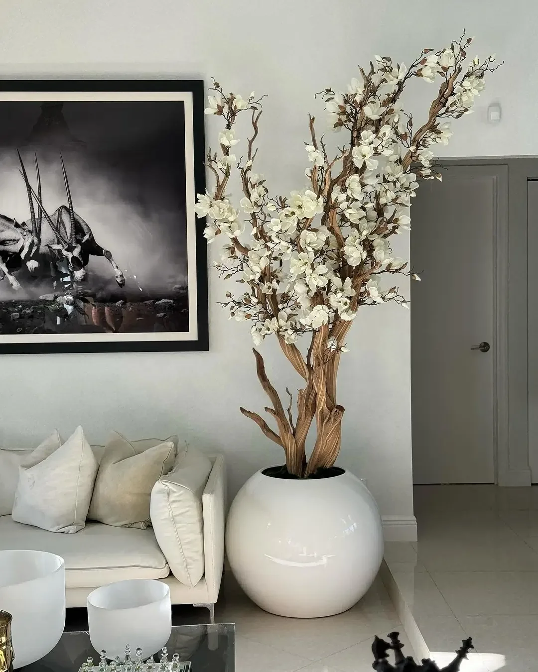 

Instagram Latest Hot Sale Custom Made Pink White Artificial Cherry Blossom Tree for Home Indoor Decor