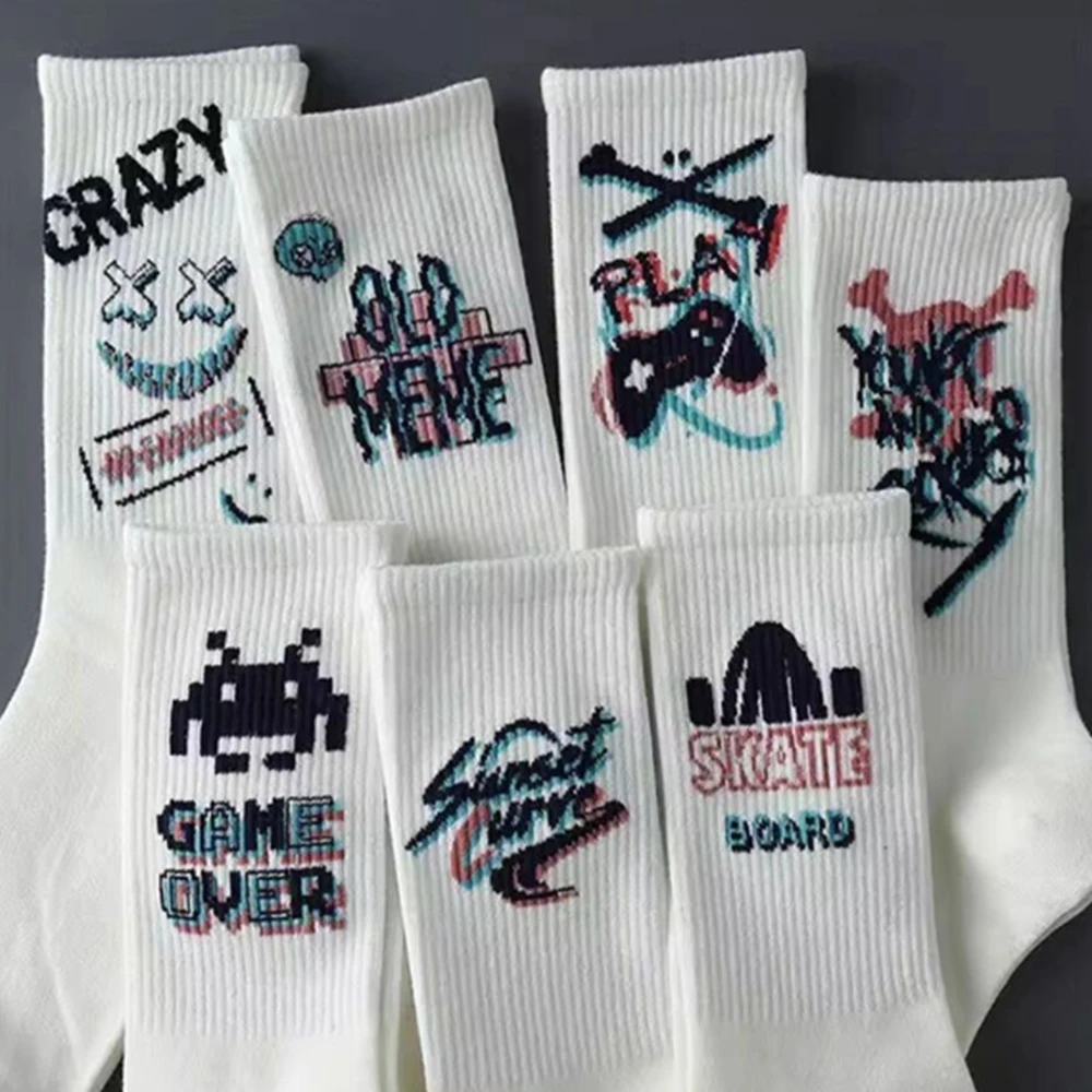 5 pairs of graffiti socks male Instagram tide with high appearance level student sports basketball stockings stockings tide