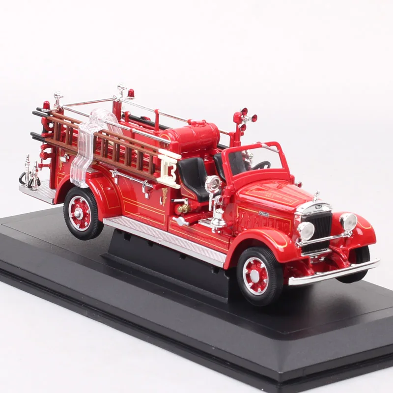 Road Signature 1/43 Scale Retro US Hanover 1935 Mack Type 75B Fire Truck Engine Diecasts & Toy Vehicles Model Cars Toy Lucky