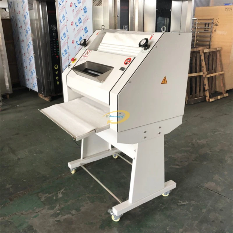 Commercial 30pcs/min Automatic Dough Forming Machine 220W/380V Toast Bread Making Machine 380mm Baguette Bread Machine