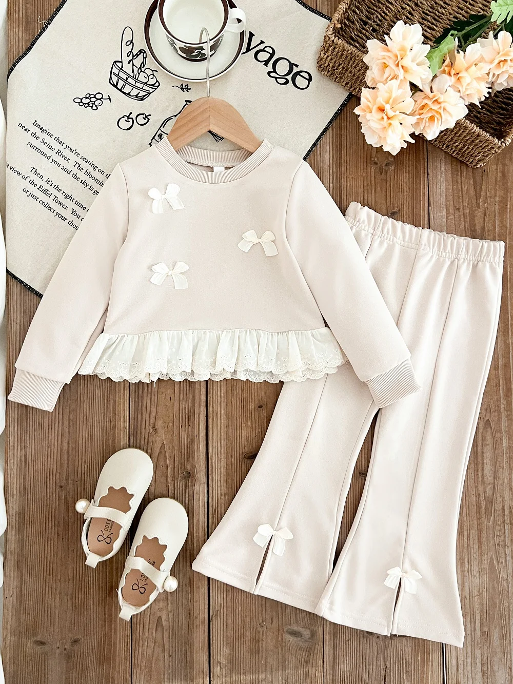 Kinder Täglich Casual Wear Herbst Mode Spitze Bogen Langarm Top + Schlaghosen Sets Kinder Kleidung Mädchen