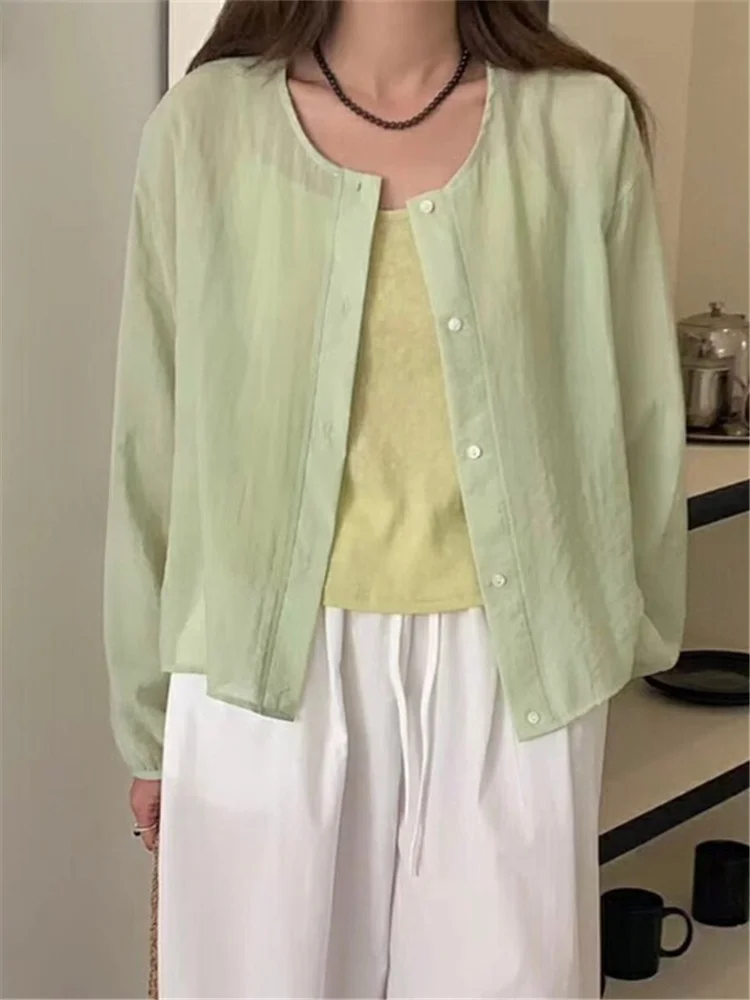 女性のルーズ長袖日焼け防止シャツアウター夏薄い綿リネンブレンドカジュアルラウンドネックショートスタイルトップ