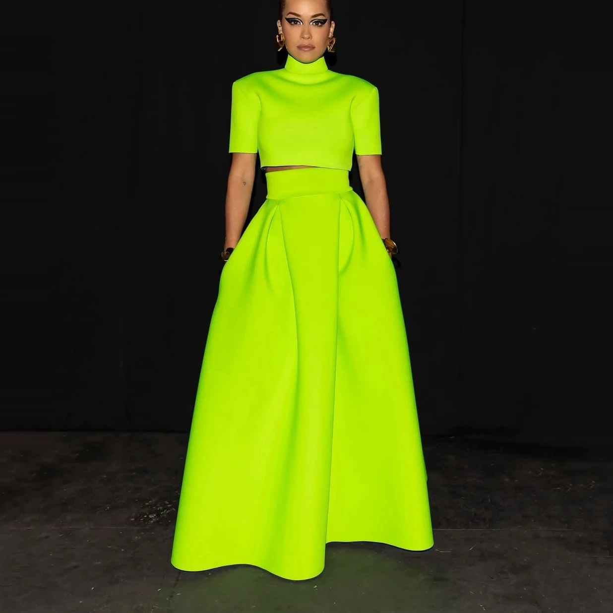 

Chic Neon Green Women Maxi Skirt with Pockets Stretchy Satin High Waist Long Party Skirts Custom Made Pleated Evening Skirt