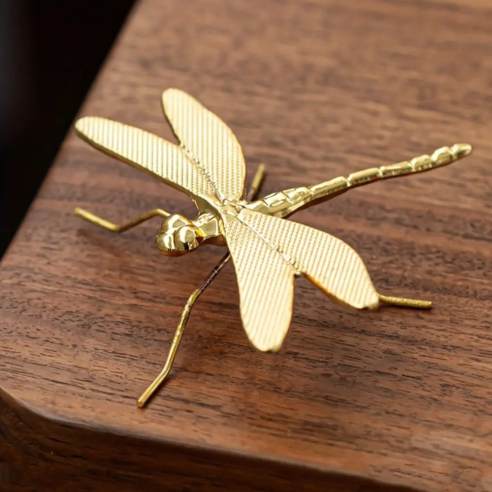 Adorno de libélula pequeño de Metal Vintage, soporte de pluma de libélula 3D de simulación de seis pies, ceremonia del té