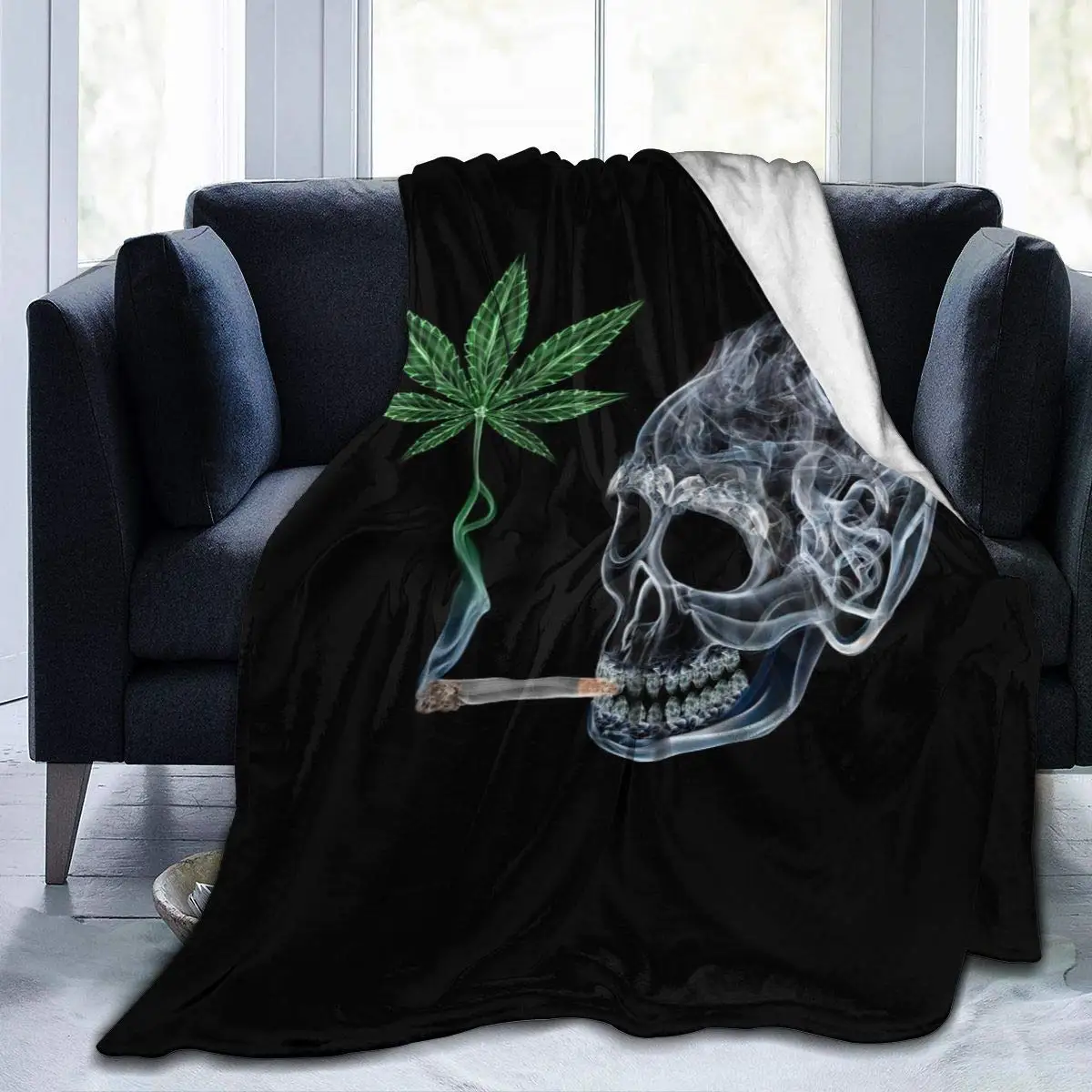 Marijuana Pot Leaf Weed Skull Smoking Blanket Lightweight Skulls Style Throw Blanket Super Soft Cozy Adults Bed Warm Blankets