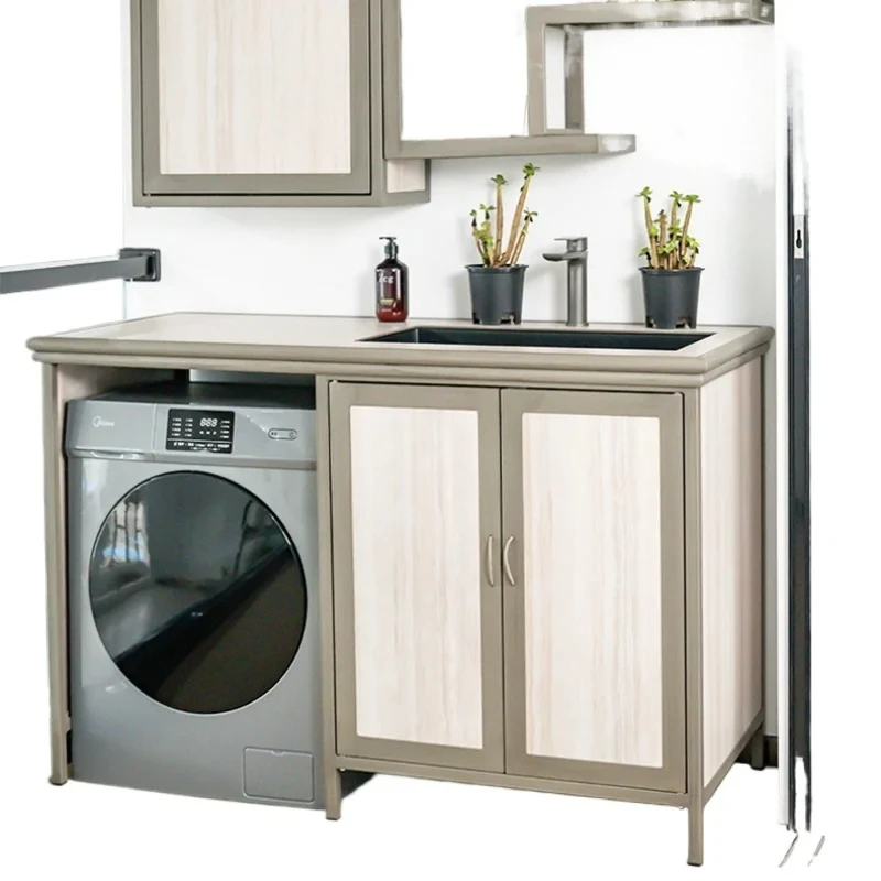 

Встроенный шкаф, балкон, шкаф для белья, шкаф для хранения, комбинация антикварных стеллажей.