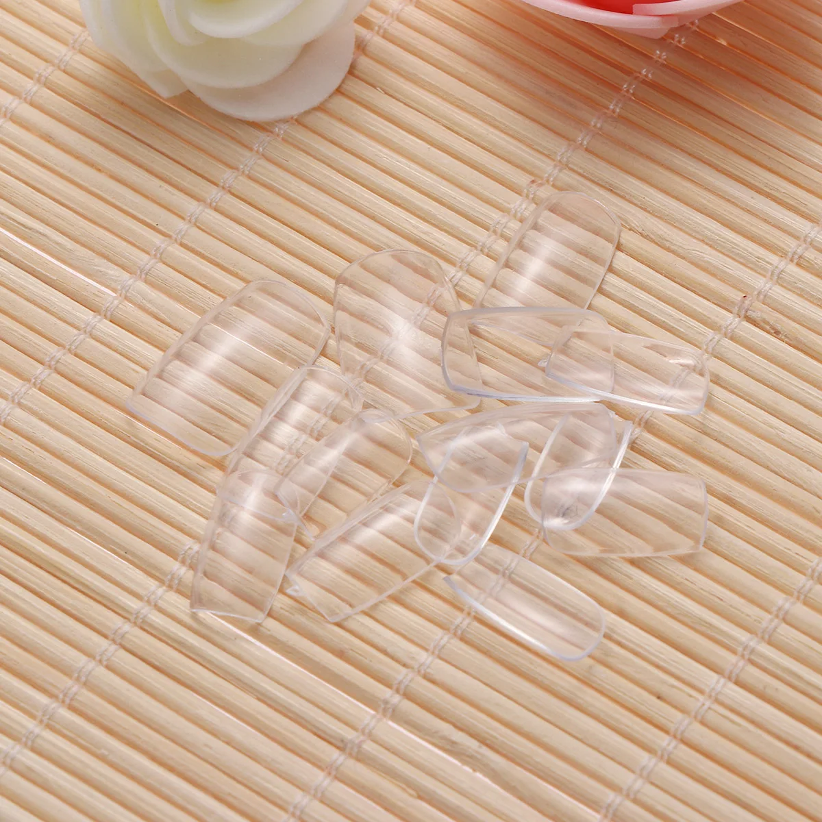 

100Pcs Boxed Artificial Nail Tips Transparent False Nails for Nail Salon Nail Art Accessories