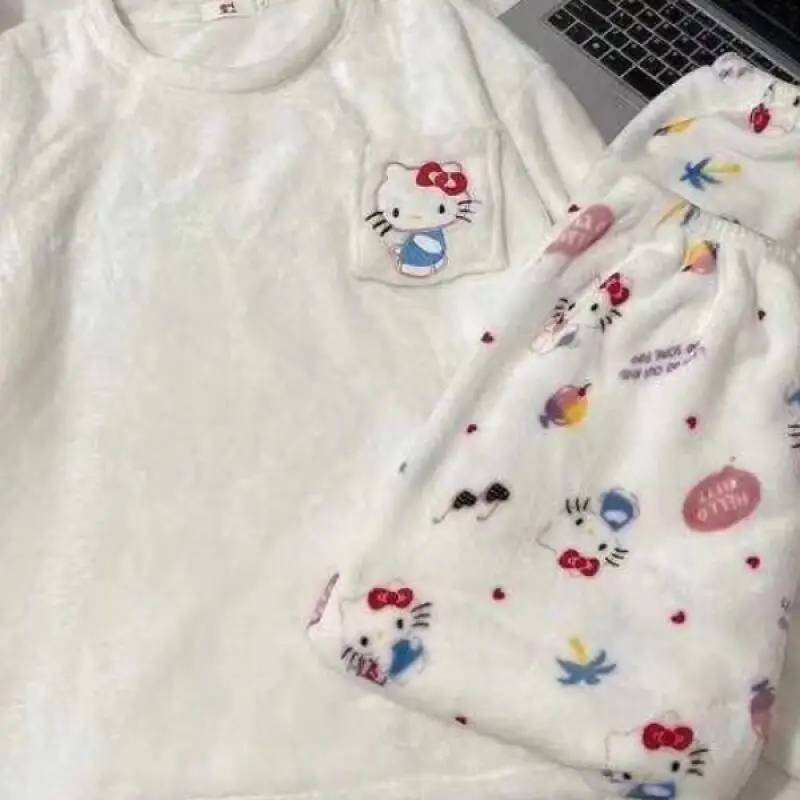 ชุดนอนซานริโอ้ลายการ์ตูนเฮลโลคิตตี้น่ารัก สไตล์นักเรียนลำลอง สำหรับฤดูใบไม้ร่วงและฤดูหนาว คอกลม ชุดนอนสไตล์ใหม่