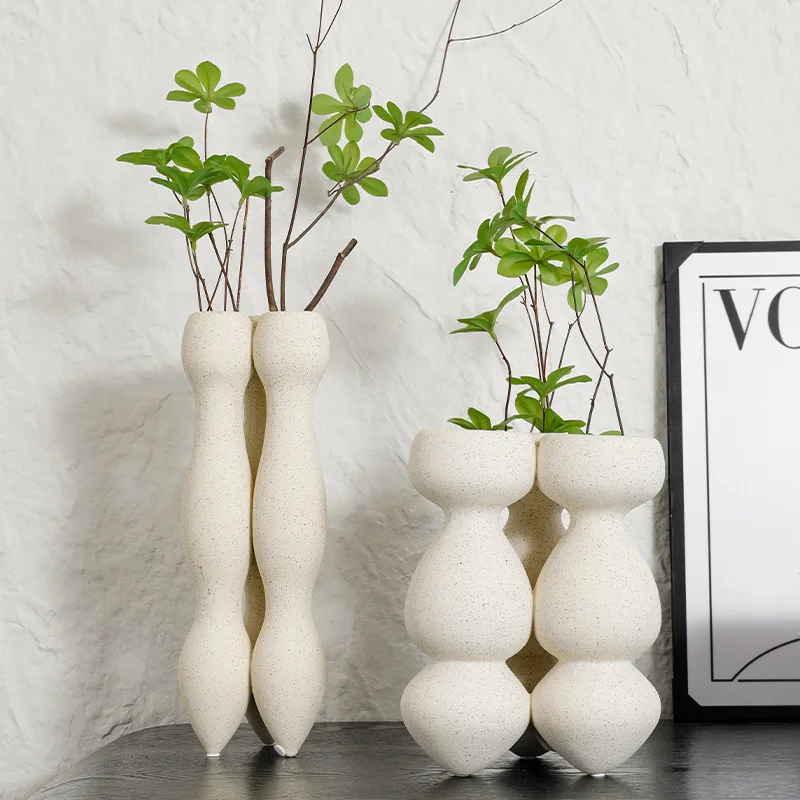Italian minimalist coarse sand resin three-mouth vase sales office living room entrance dining table flower arrangement high-end