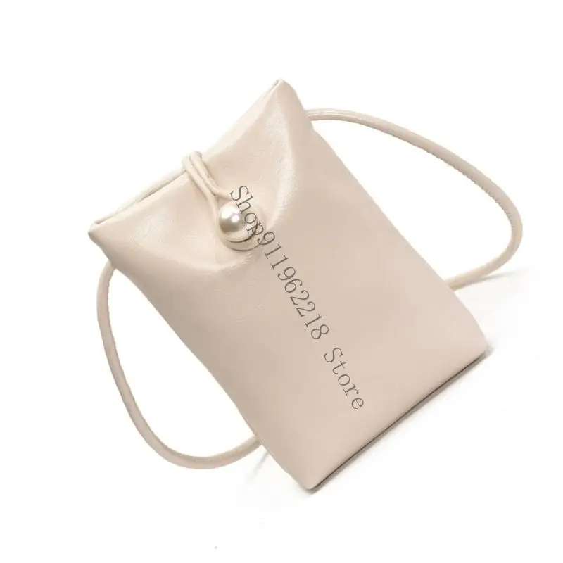 

Practical Shoulder Bag with Spacious Interior Wear Resistant PU Crossbody Bags Fashion Satchel for Outdoor Activities 066F