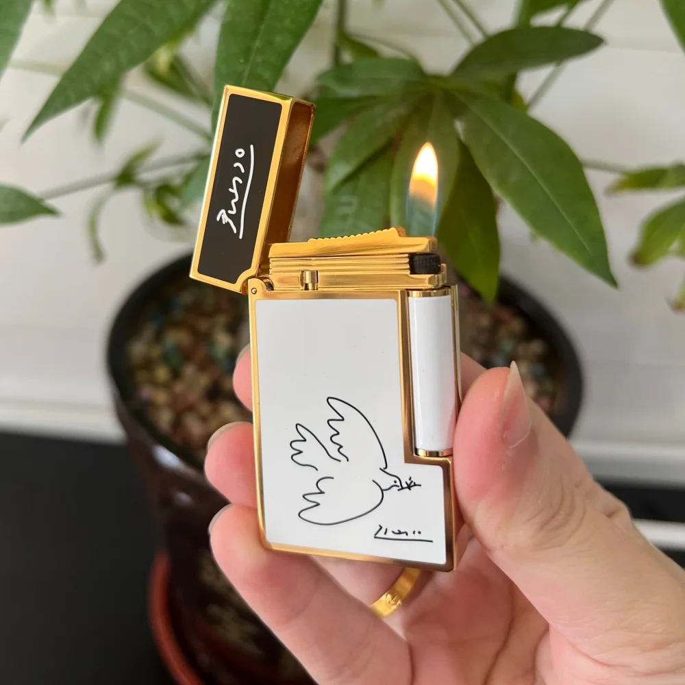 

Luxury brand customized lighter, featuring a classic dove design, a loud sound, and a set of customized accessories.