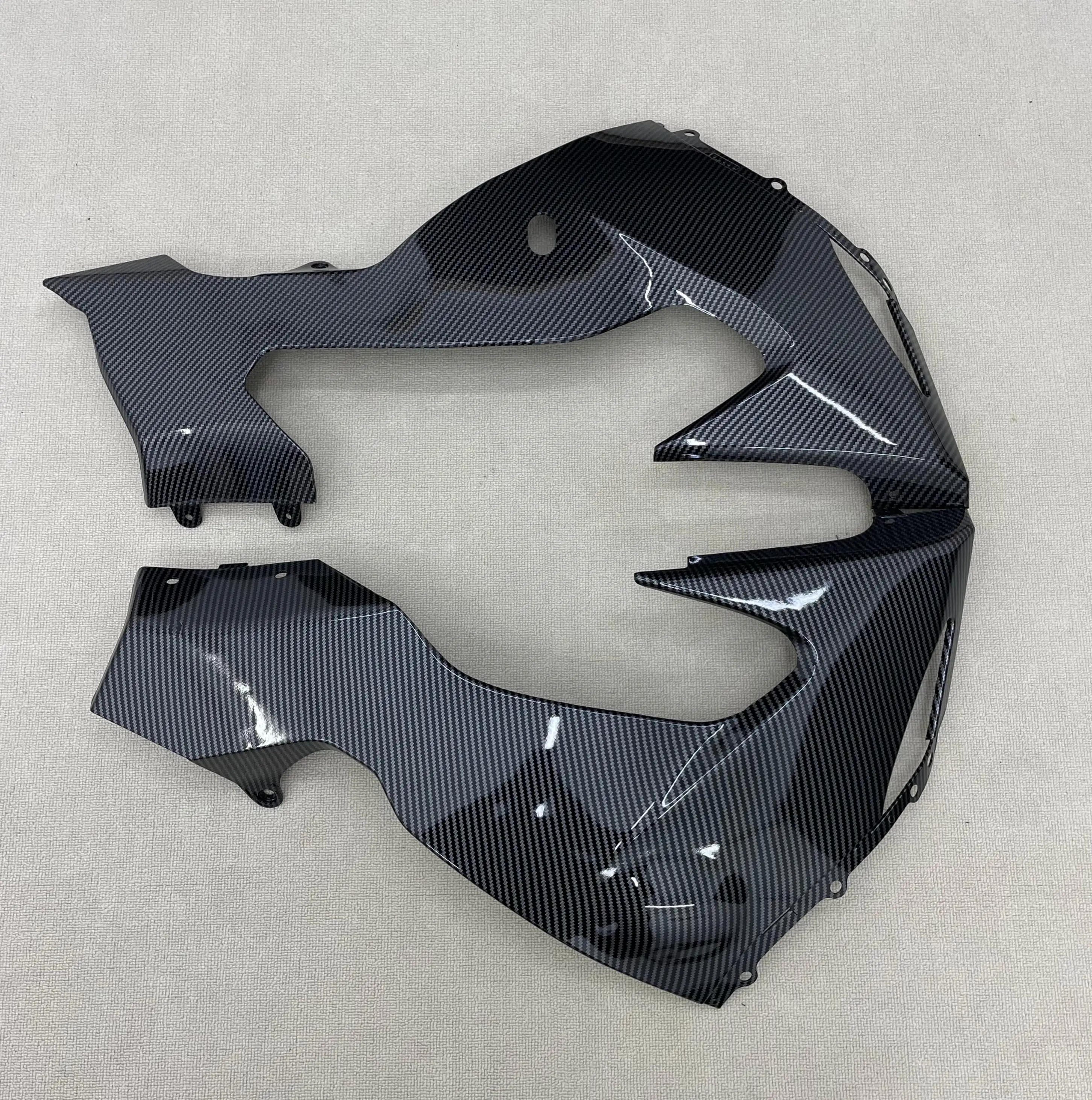 ABS motorcycle fairing is suitable for the underbody panel of ZX10R ZX-10R. It is available in 2006-2007 carbon fiber paint.
