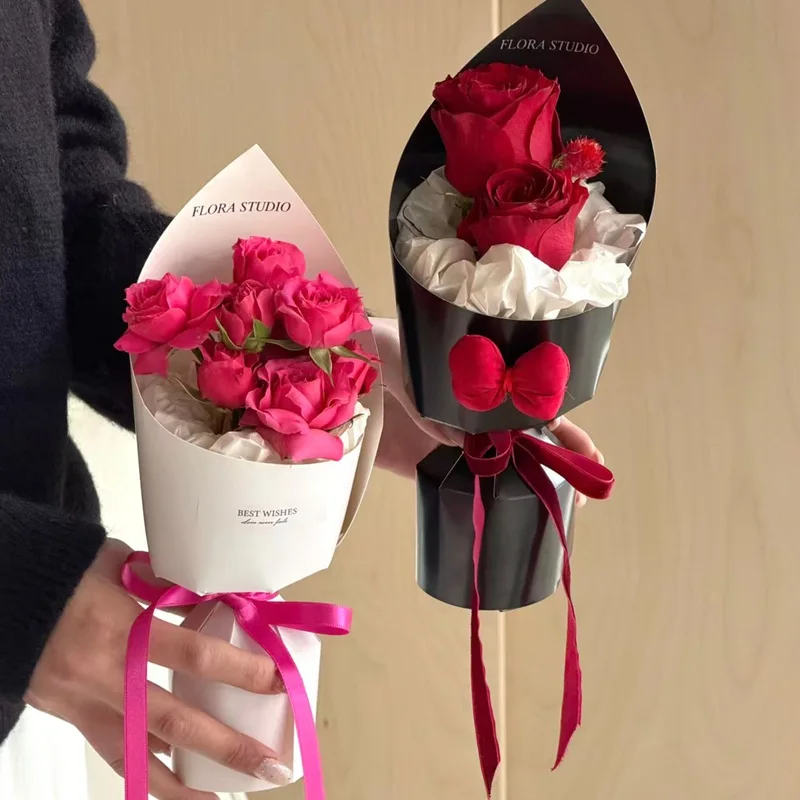 Simple Elegant Single-Flower Sharp-Cornered One-Piece Bouquet Packaging Material Creative Short-Sleeve Women's T-Shirt