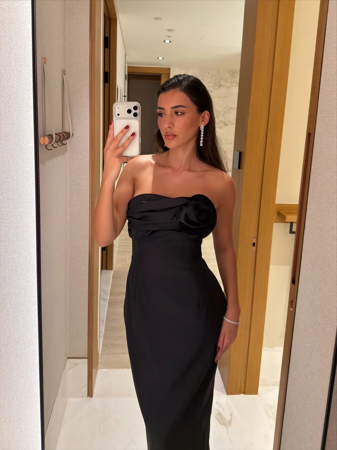 

Elegant Strapless 3d Flower Dress Women Fashion Backless Off Shoulder High Waist Slim Pleated Maxi Dresses 2025 Lady Party Robes