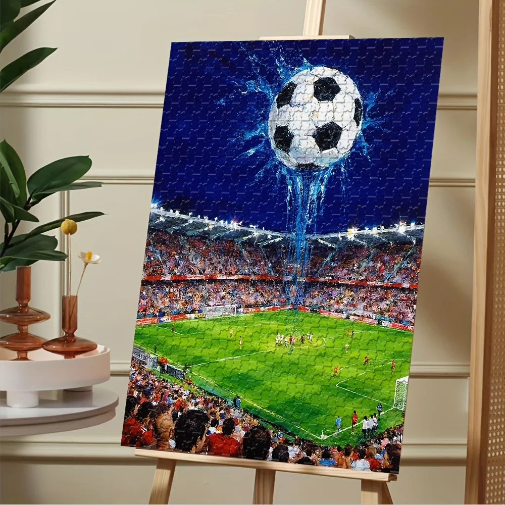 1000 قطعة من أحجية الصور المقطوعة تتميز ملعب كرة القدم - تصميم رذاذ منتصف الهواء، عمل فني ملون لمباراة كرة القدم، مثالي لغرفة الألعاب